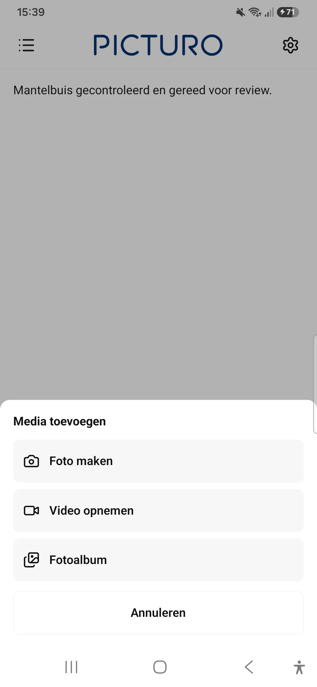 Picturo app met de keuzes voor foto, video en mediabibliotheek