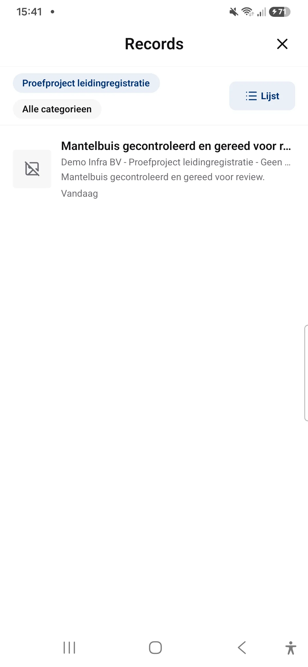 Picturo app met een overzicht van fictieve records